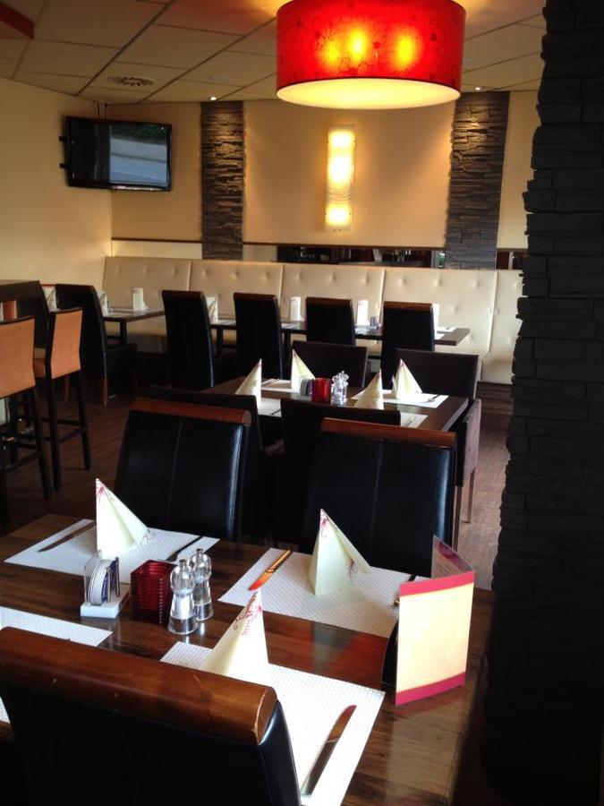 Hotel Restaurant Zum Hollengrund Heeslingen Buitenkant foto