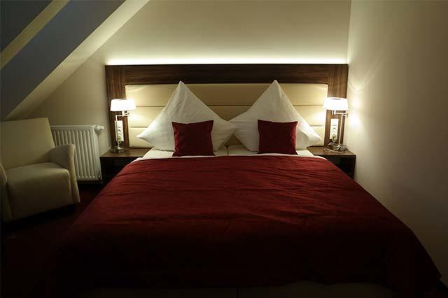 Hotel Restaurant Zum Hollengrund Heeslingen Buitenkant foto